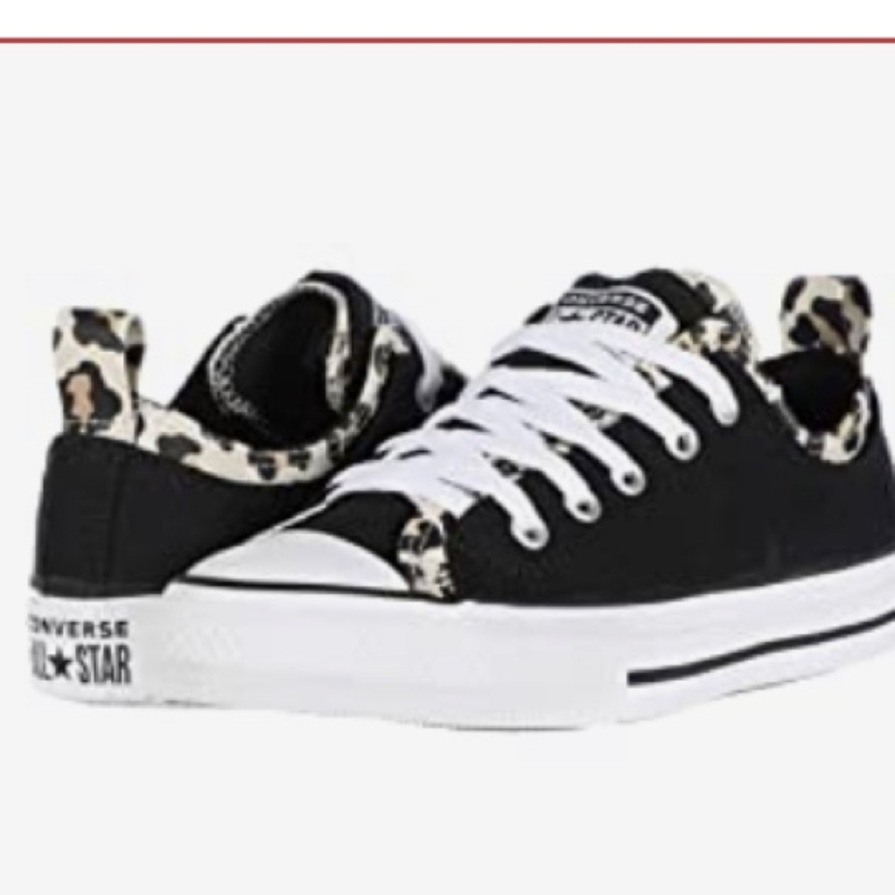 Girls leopard Converse size 1.5
